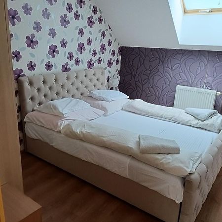 Ubytovanie Tri Sestry Hrabušice Esterno foto